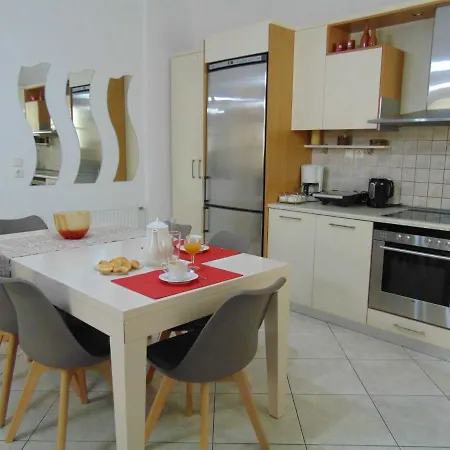 Eleni's Place Daire Naxos City