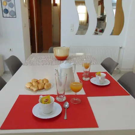 Eleni's Place Apartment Naxos City