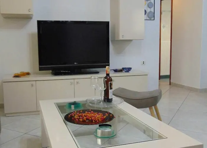 Eleni's Place Apartment