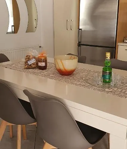 Eleni's Place Naxos City